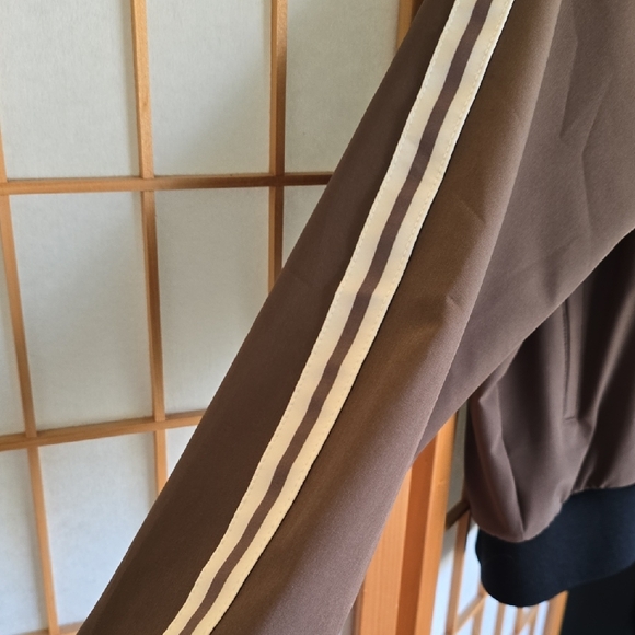 Albion Women's Track Bomber - Coffee And Sugar Stripe - Size M - Picture 8 of 9